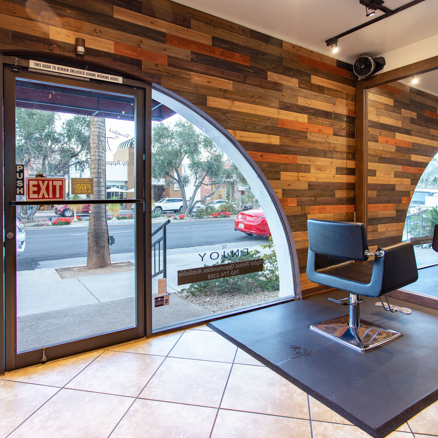 Thairapy Salon El Paseo front door2