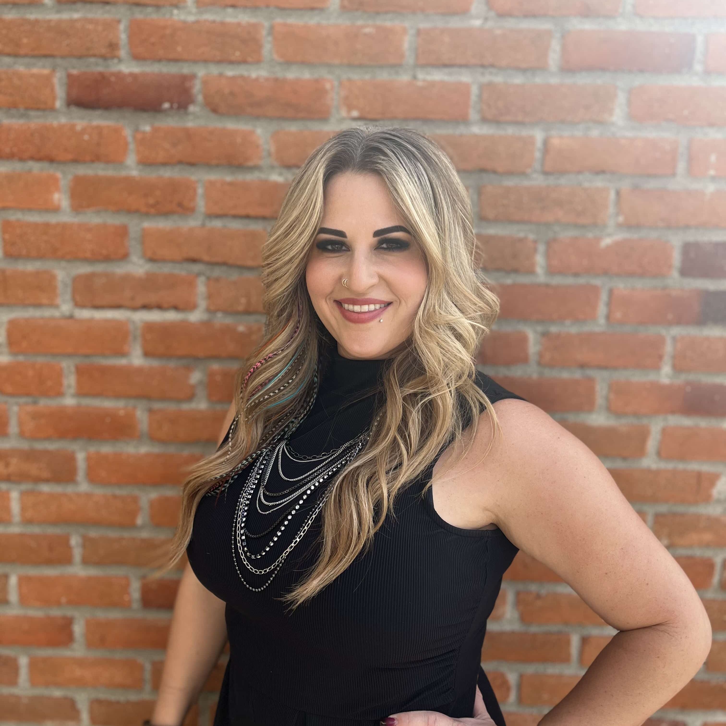 Ailene Tenbrook - Thairapy Salon El Paseo